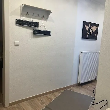 Sandys-beachhouse Rheinenergie Stadion -16 Fahrminuten Koeln Abtei Brauweiler Business Kueche Klima Parken Relax Travel Work Pulheim