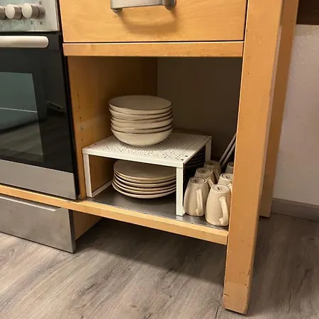 Sandys-beachhouse Rheinenergie Stadion -16 Fahrminuten Koeln Abtei Brauweiler Business Kueche Klima Parken Relax Travel Work Apartamento Pulheim