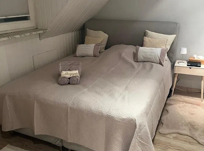 Sandys-beachhouse Rheinenergie Stadion -16 Fahrminuten Koeln Abtei Brauweiler Business Kueche Klima Parken Relax Travel Work * פולהיים