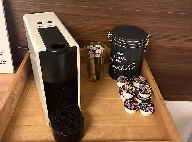 Sandys-beachhouse Rheinenergie Stadion -16 Fahrminuten Koeln Abtei Brauweiler Business Kueche Klima Parken Relax Travel Work